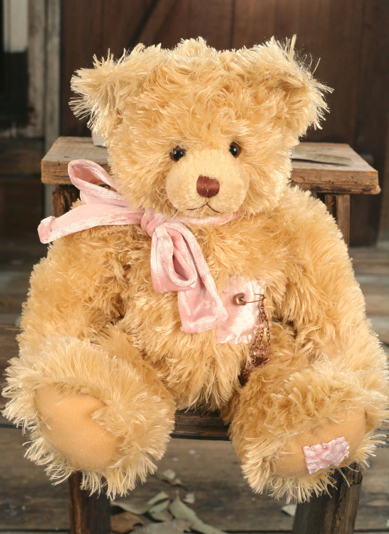 Teddy Bear Livinia Handmade Settler Bears Collectable Gift Brooch Featured 38cms